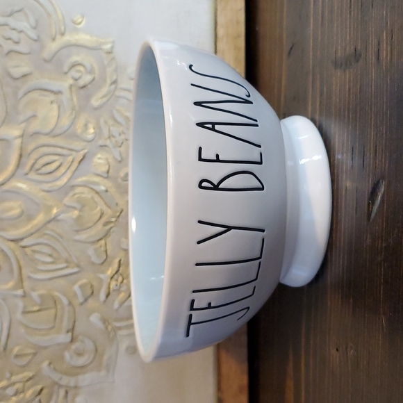 NWOT Rae Dunn "JELLY BEAN" bowl. - Picture 1 of 3
